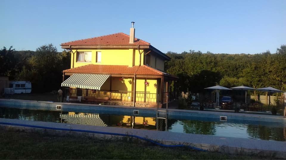 Pensiunea Casa Vanatorului 호텔 Oteleni 외부 사진